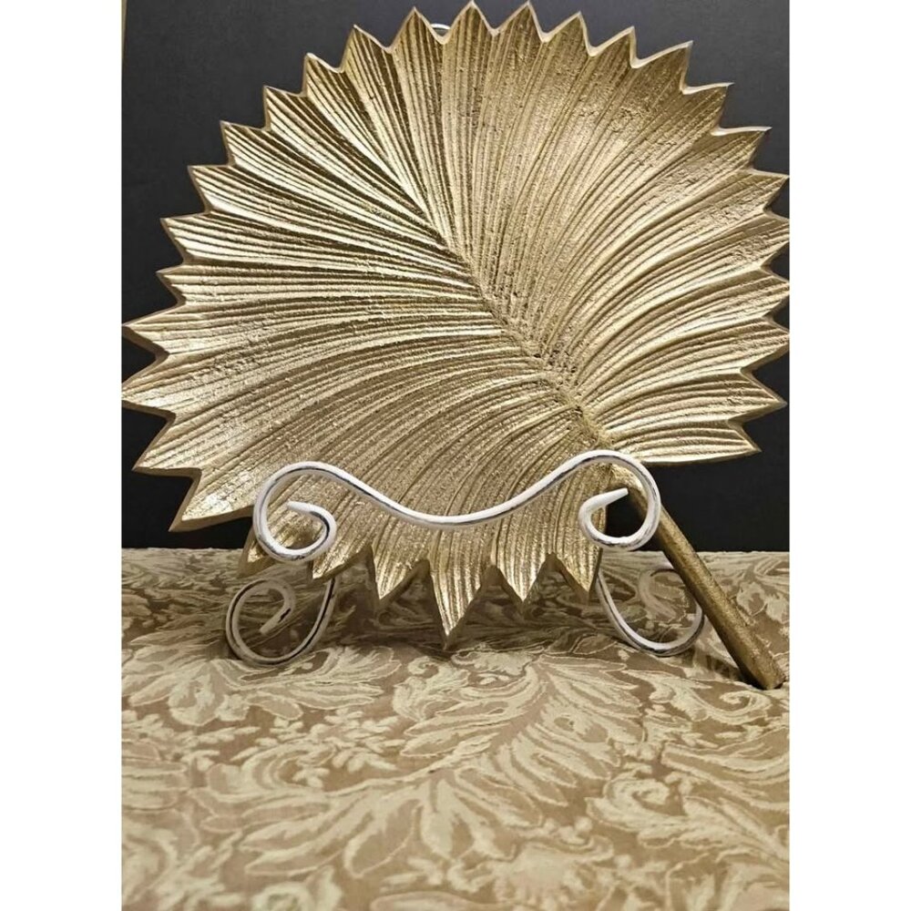 Leon Metal Leaf Decorative Platter - Picture 5 of 7